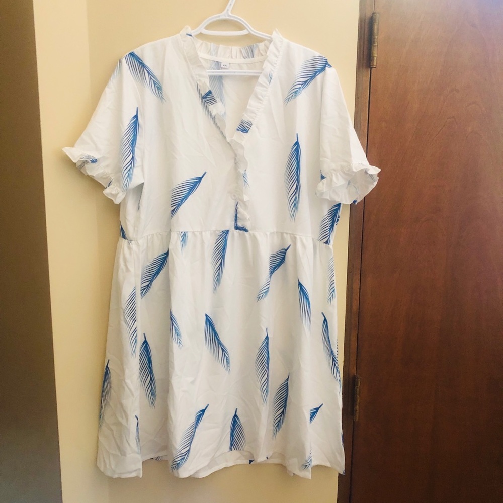XXL feather dress